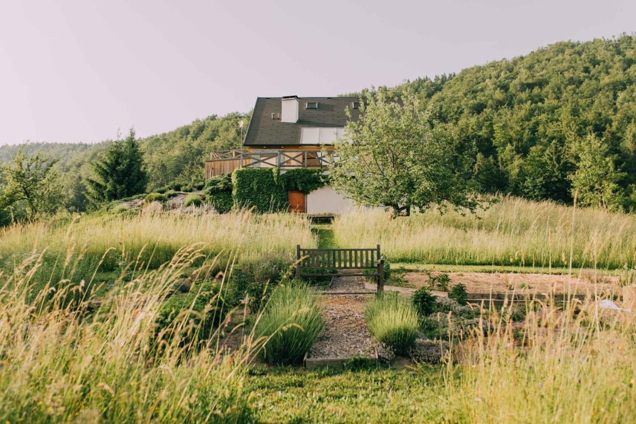 Na Kupcku Estate "Nature Reatreat & Wellness" Idrija Dış mekan fotoğraf